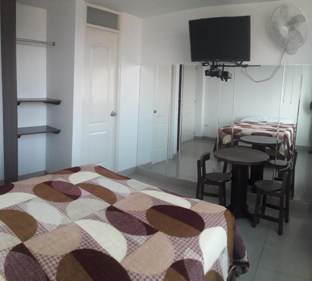 Hostal Suenos Ліма Екстер'єр фото